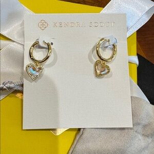 Kendra Scott Ari Heart Gold Huggie Earrings in Dichroic Glass